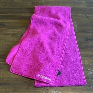 Columbia Magenta Pink Fleece Scarf Wrap Winter Soft Warm Ski OS